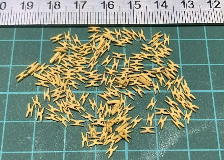 10mm Boxwood Shrouds Cleats 12/bag