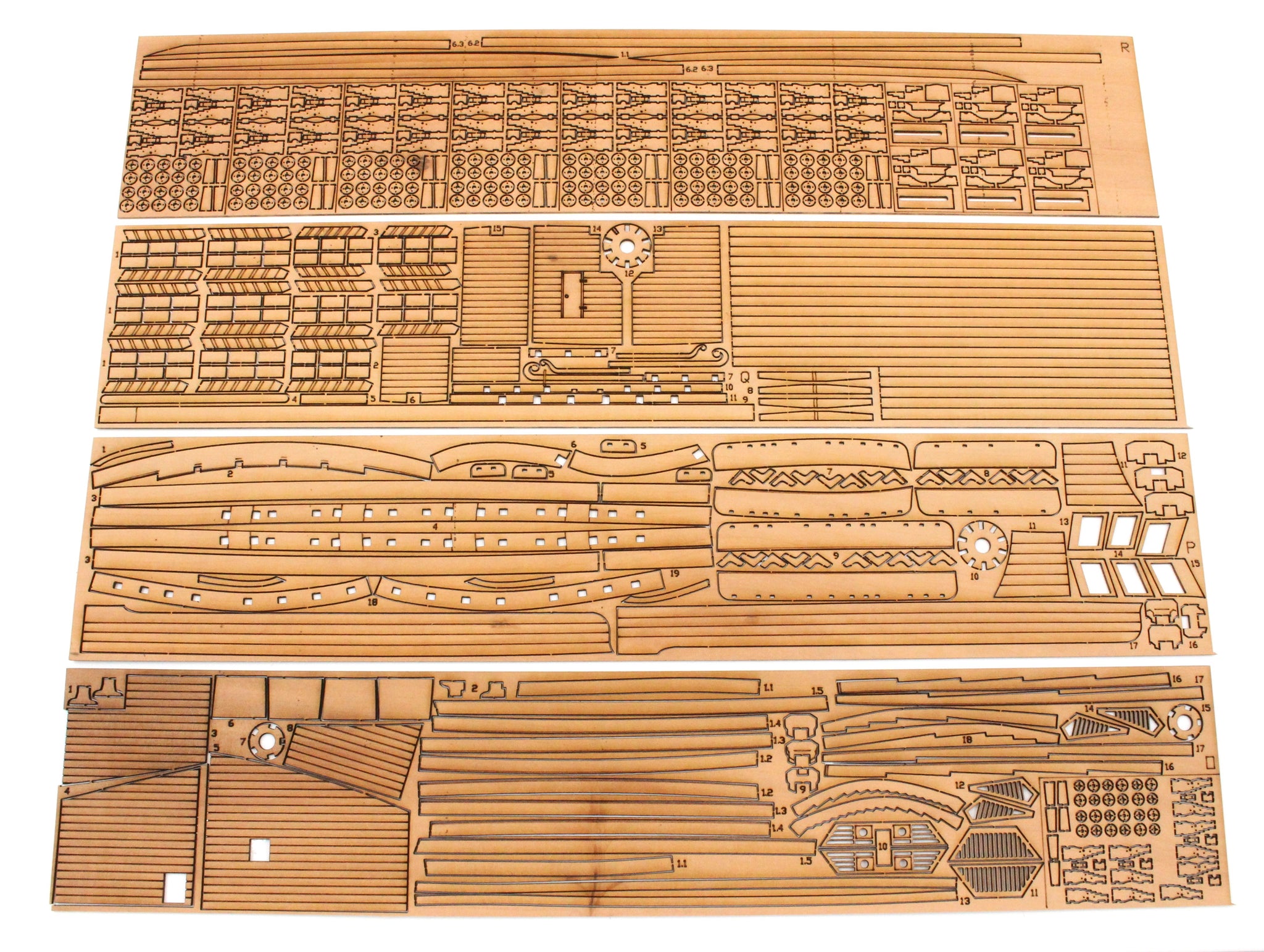 Hms Enterprize 1774 - 1:96 POF - Boxwood Version, Boxwood CNC